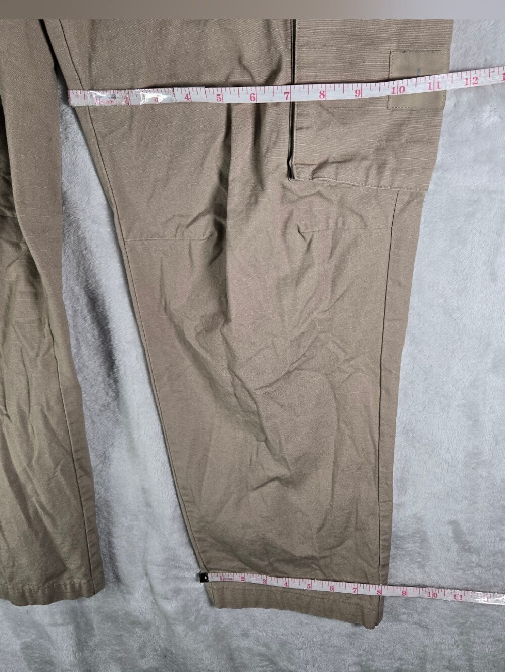 Alo Cargo Ripstop Trouser Pants Mens Size 30 Regular Khaki 30” Inseam Zip Pocket - Picture 9 of 10